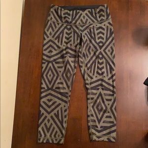 Lululemon Wunder Under Crop II